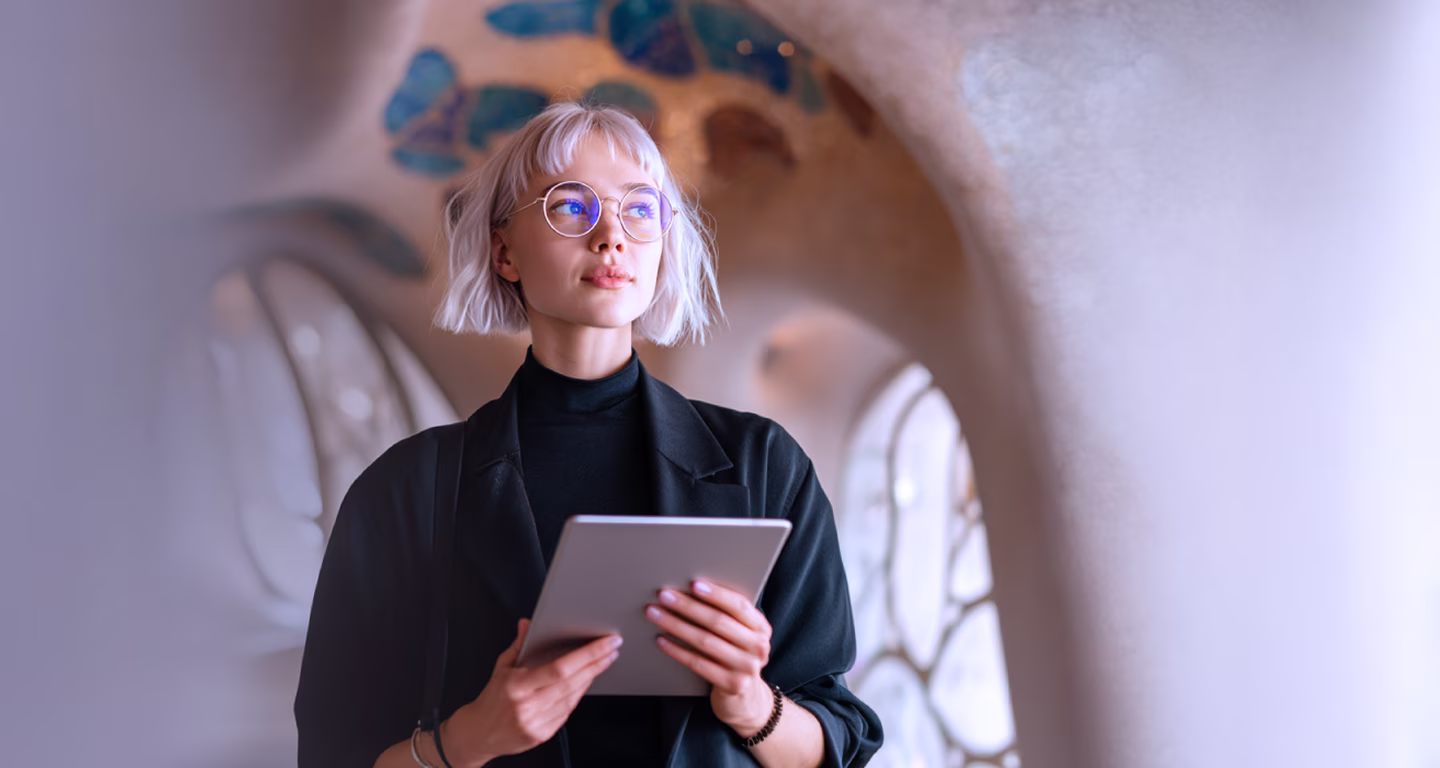 Production of visual content with AI
